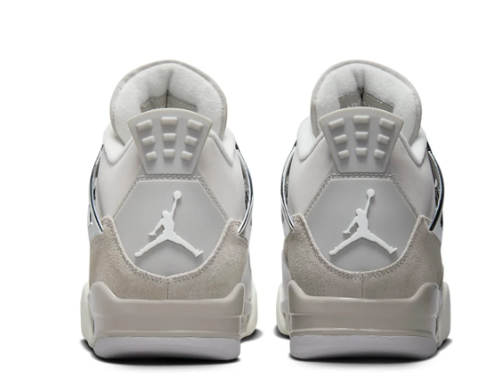 (WMNS) Air Jordan 4 Retro 'Frozen Moments' Sneakers