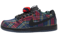 Nike SB x Nardwuar Dunk Low 'Tartan' II1493-600