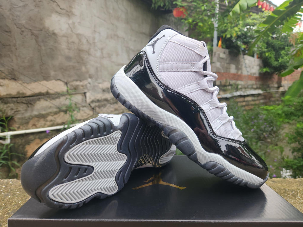 Air Jordan 11 High-Top Sneakers – Grey & Black