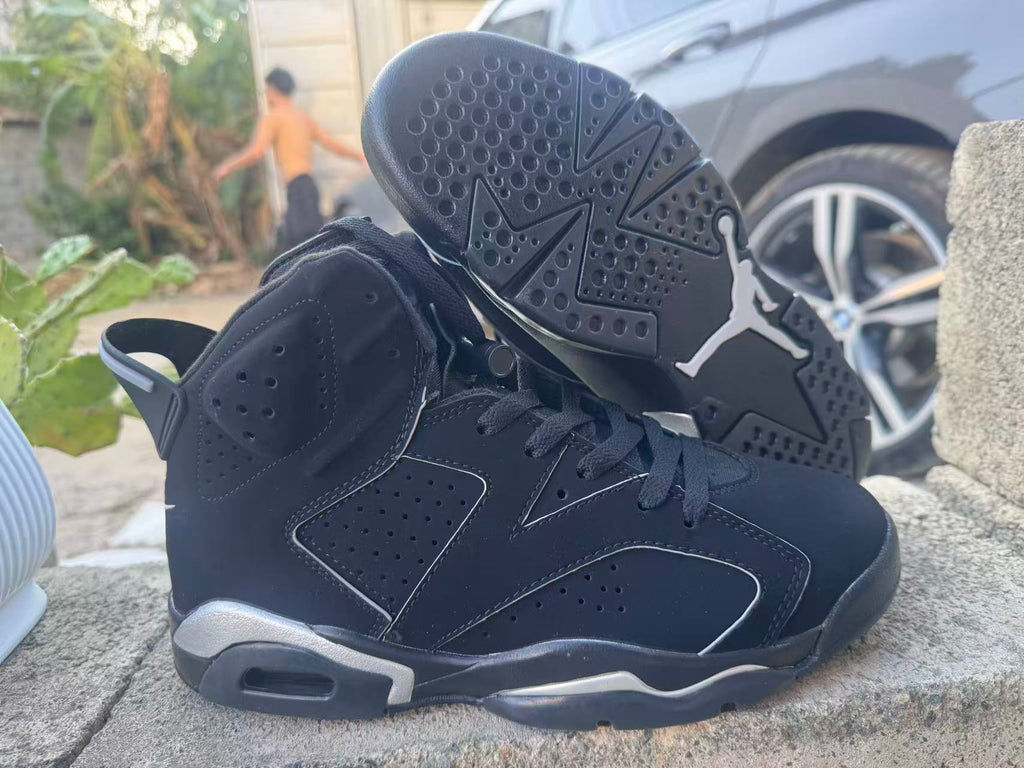 Air Jordan 5 Sneakers – Black & Light Pink
